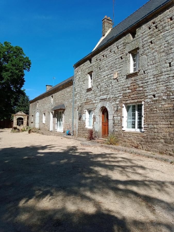 Manoir Du Grand Chene Hotel La Vraie-Croix Exterior foto