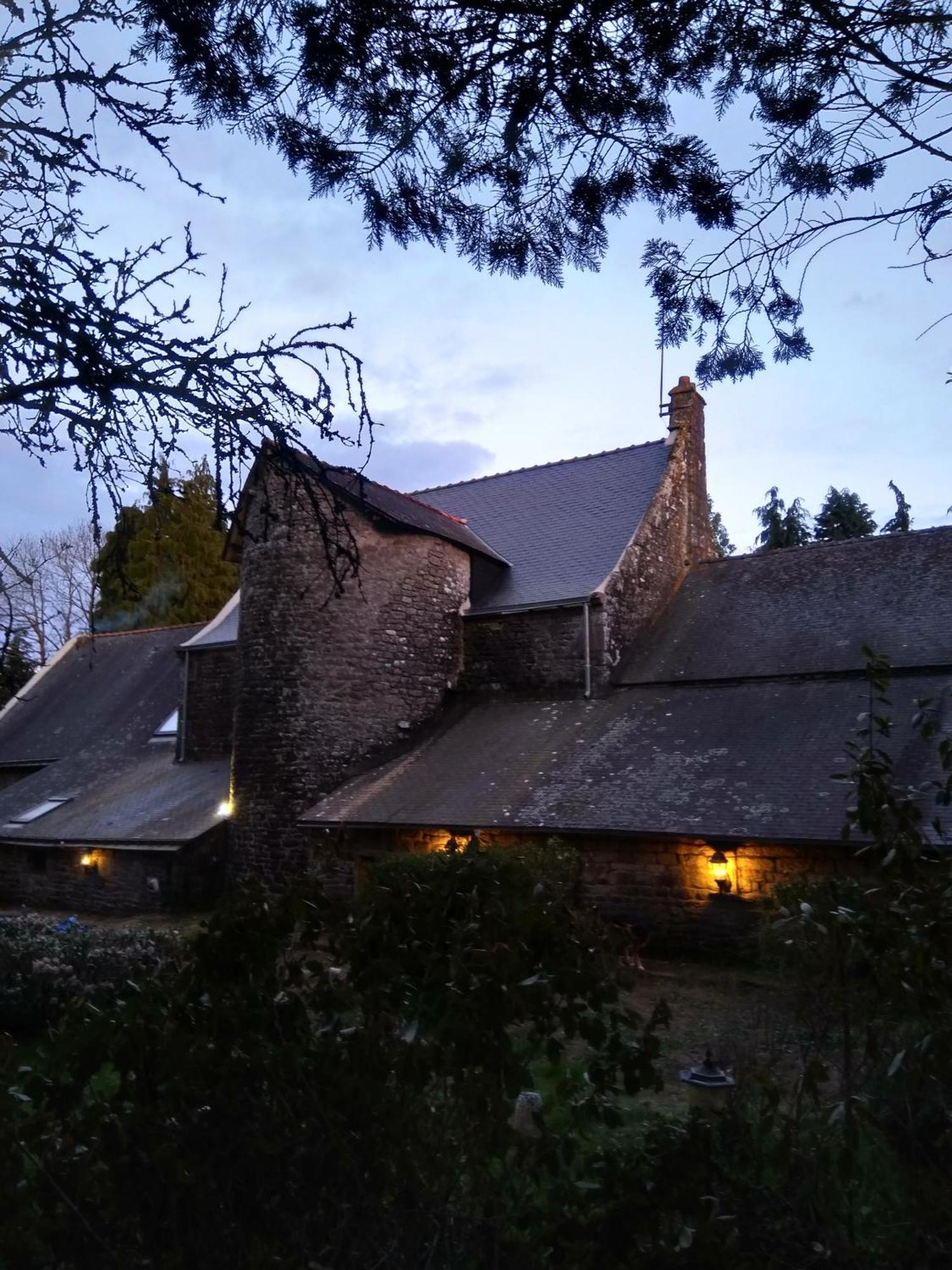 Manoir Du Grand Chene Hotel La Vraie-Croix Exterior foto